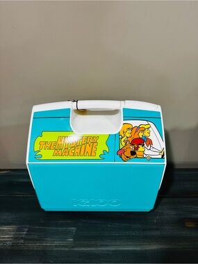 Igloo Scooby-Doo Mystery Machine Playmate Pal 16 Qt Cooler